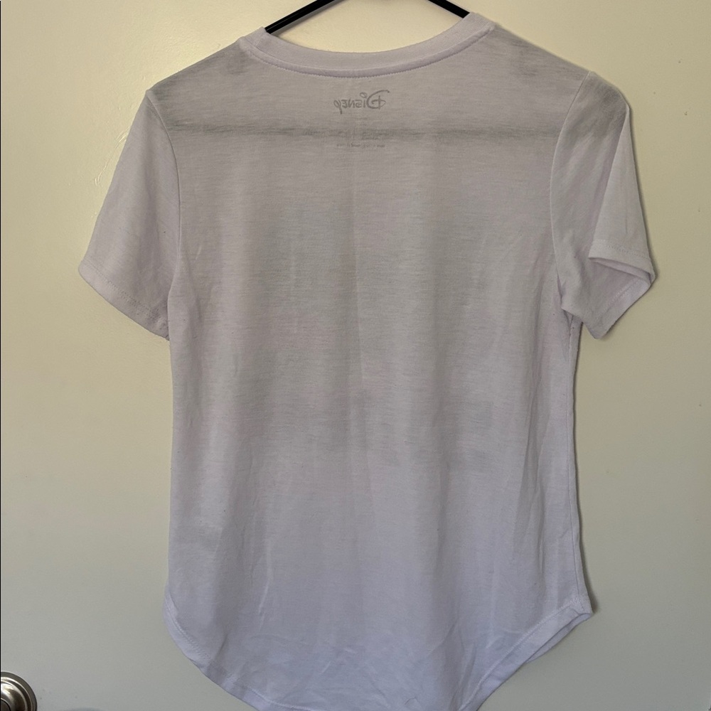 ⭐️ 4 for $20 - Bundle and save!!! ⭐️
Disney Stitch White Comfy T-Shirt - Picture 3 of 7